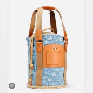 💘🖤💘 UGG ( Australia ) denim jacquard Espadrille bucket bag ( 13 x 10 x 5 )